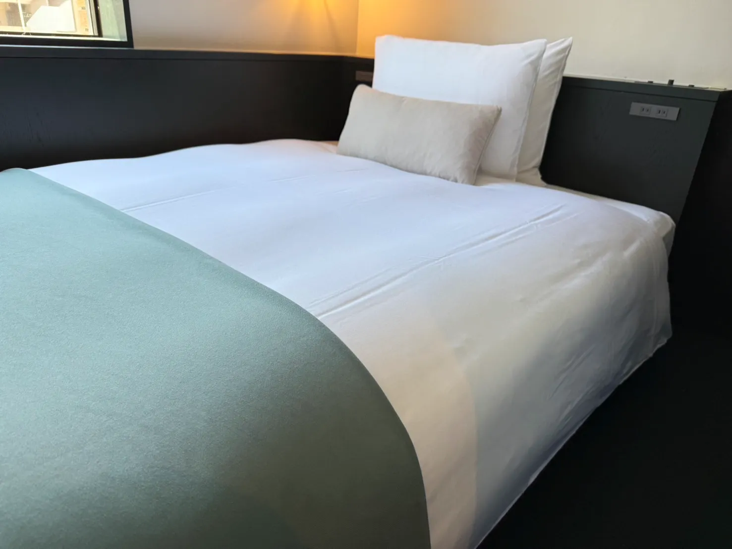 ホテルのベッド